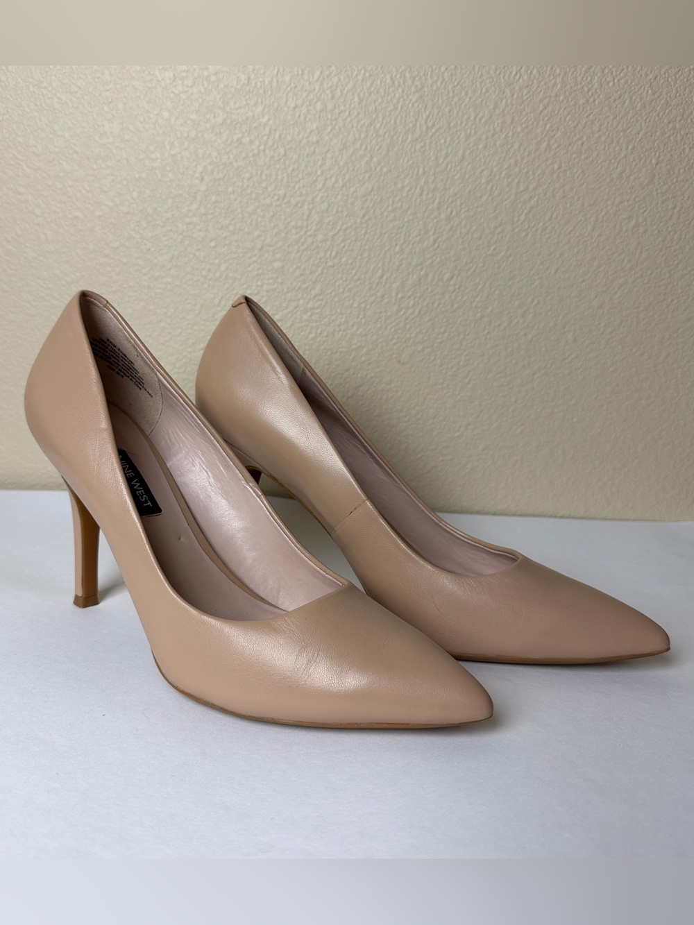 Nine West Ezra Pointy Toe Pumps - Size 8.5